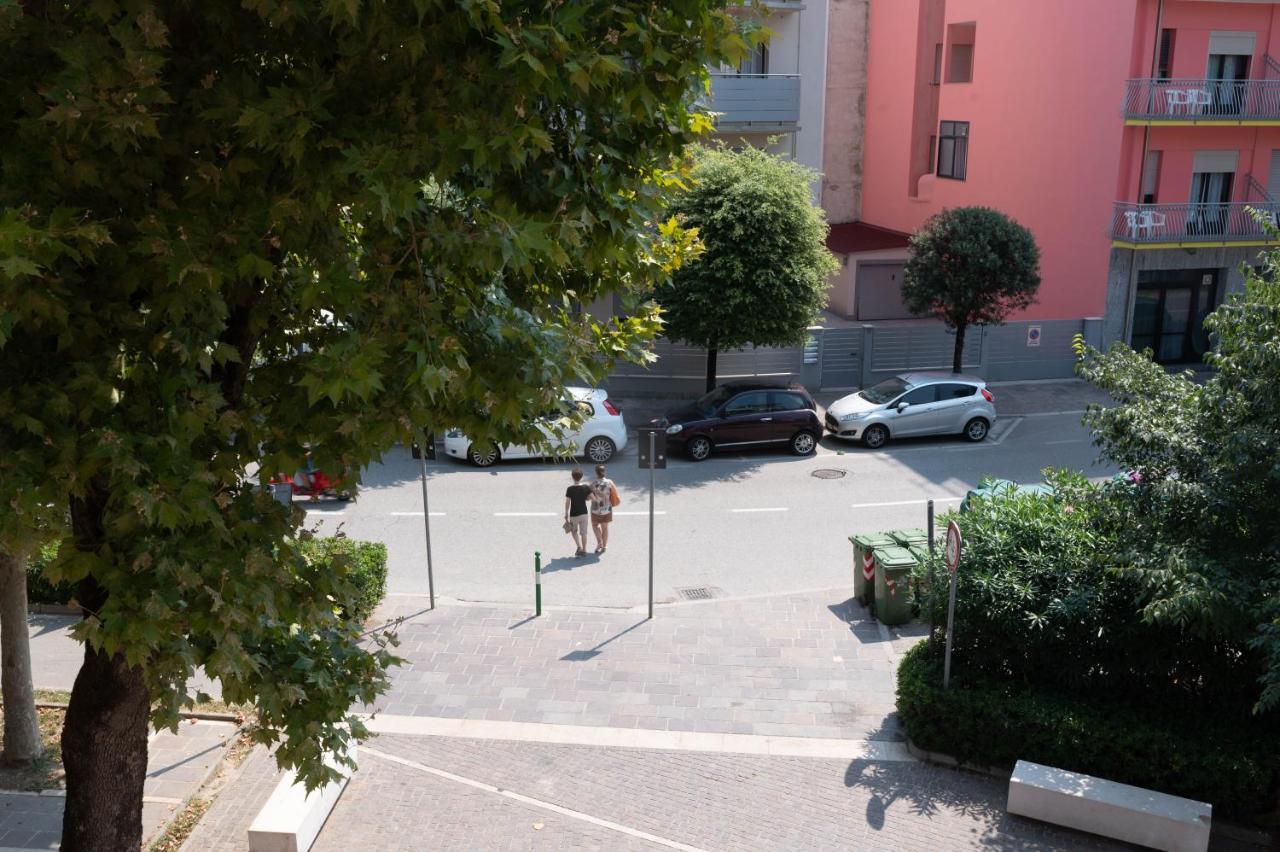 Dimora Rossa Sottomarina Exterior foto